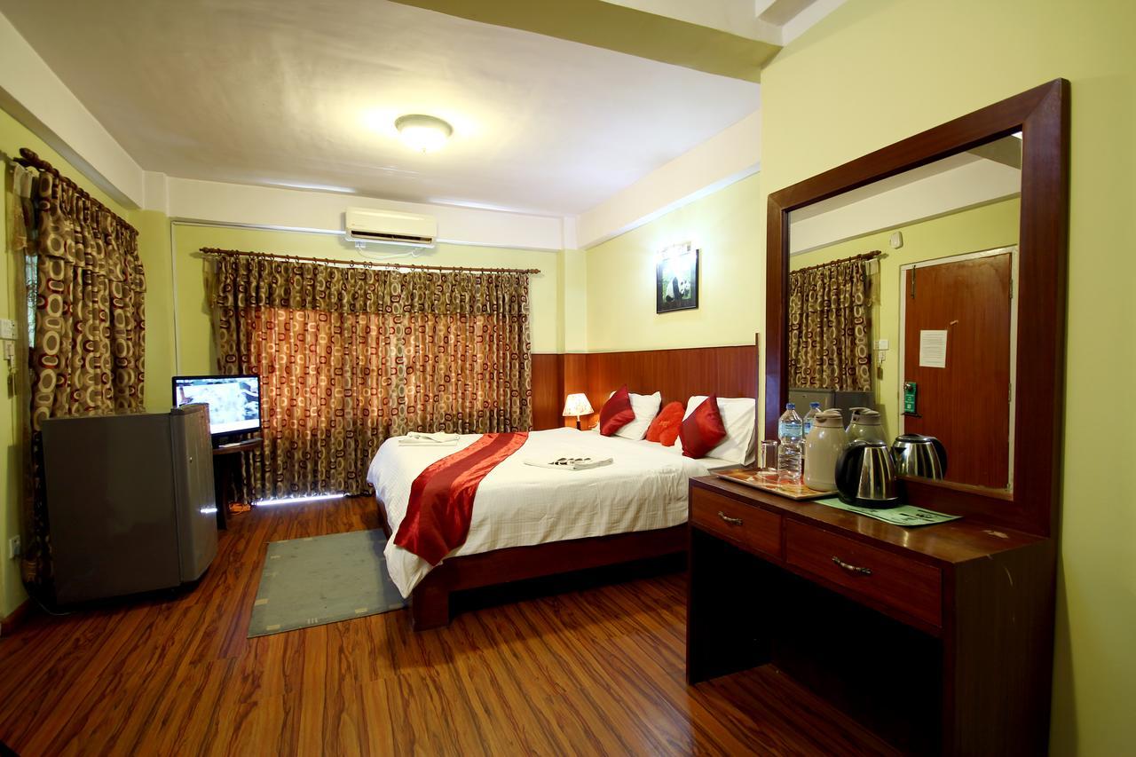 Classic Nepal Hotel Kathmandu Bagian luar foto