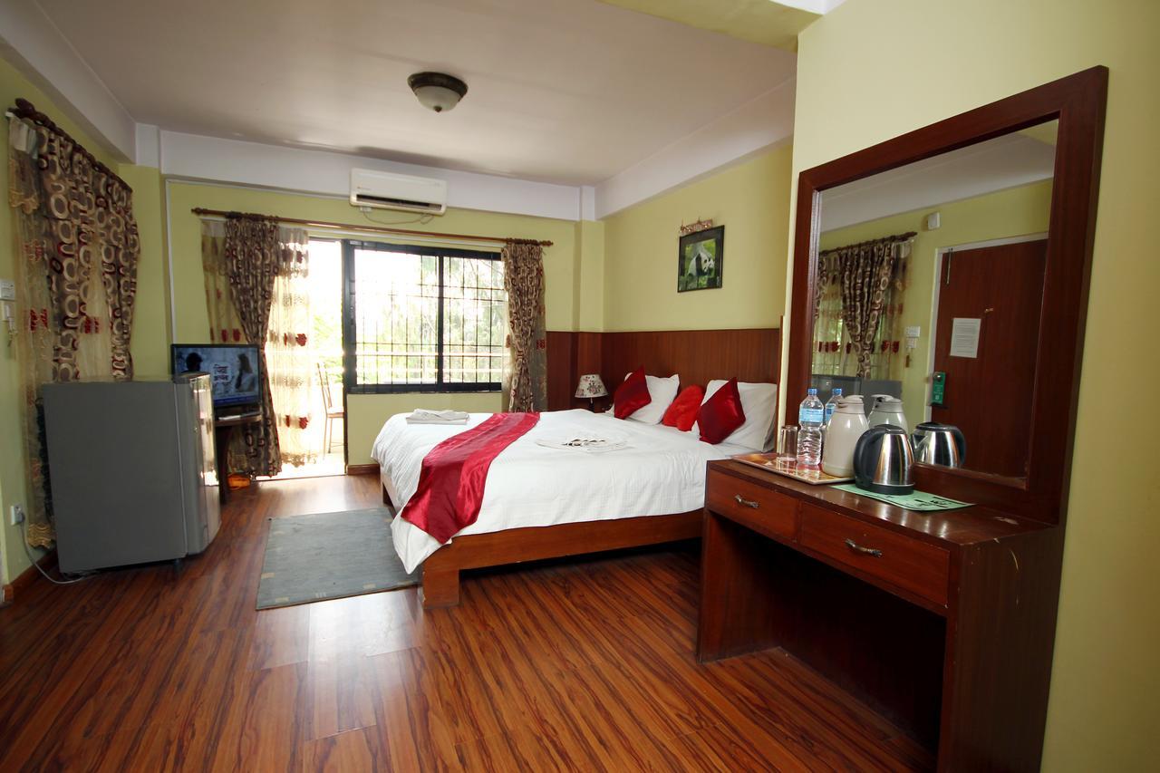 Classic Nepal Hotel Kathmandu Bagian luar foto