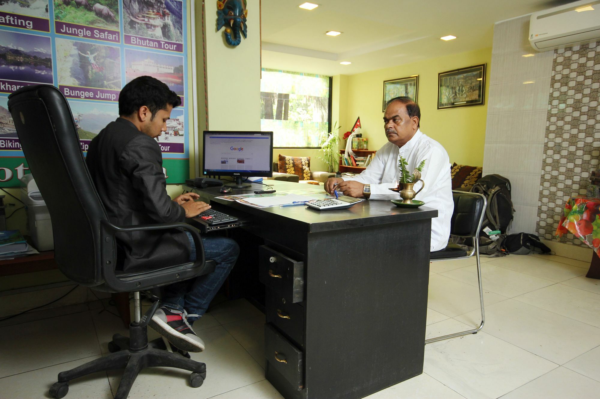 Classic Nepal Hotel Kathmandu Bagian luar foto